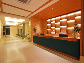 Luxu Hotel and Resort