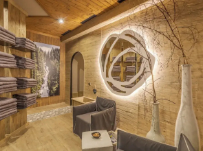 Boutique house happYellow