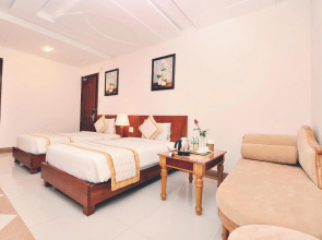 Tan Hoang Long Hotel