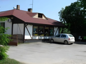 Sanders Motel