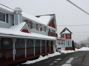 Captain's Inn Point Lookout