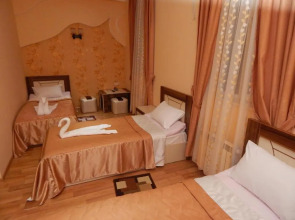 Отель Lux Palace