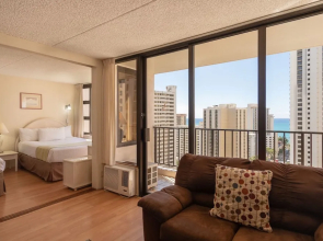 Tower 2 Suite 2012 at Waikiki
