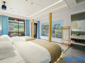 Xijiang Qianhu Miao Village Mufeng Mountain Courtyard B&B (No. 6 Fengyu Bridge Branch)