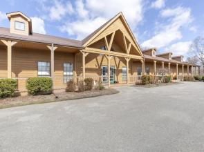 Falls of Rough Resort