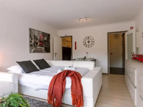 Modern Studio With Balcony Near the Beach