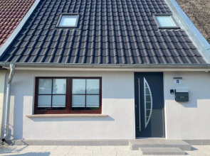 HOUSE WEIGELT KRöSLIN