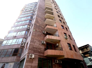 Stay Inn Apartments at Mashtots avenue 33-1