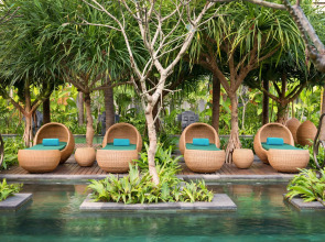 Отель Indigo Bali Seminyak Beach