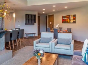 The Grand Colorado on Peak 8