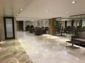 Thomson Hotel Huamark