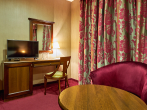 Yantra Grand Hotel -Sharlopov Hotels