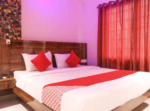 OYO 16428 Hotel Vaishnavi Inn