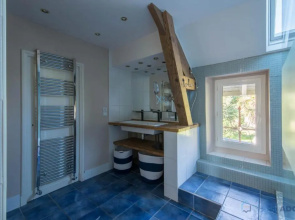 Maison avec jardin de 1200m et billard