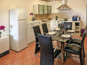 Schones Ferienhaus mit Terrasse