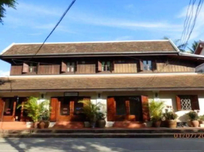 Mekong Holiday Villa by Xandria Hotel