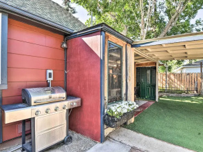 Buena Vista Getaway ~ 1/2 Mi to Downtown!