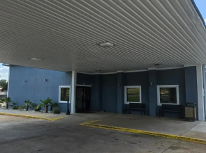 Super 8 by Wyndham Buffalo