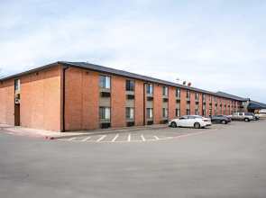 Econo Lodge Inn & Suites Mckinney - Plano North