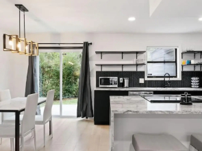 The Springwood Retreat Central High Luxury