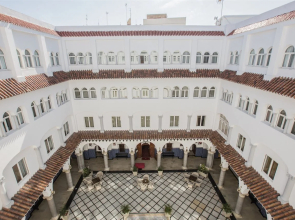 El Minzah Hotel