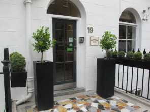 Alhambra Hotel