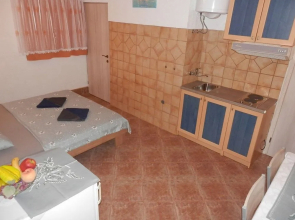 Guest House Tiho