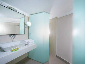Notos Heights Hotel & Suites