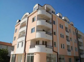Volkan Apartments