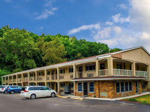 Econo Lodge Jefferson Hills Hwy 51
