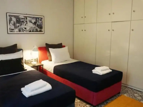 A few Steps from Syntagma and Plaka