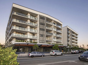 Hedge Apartments by CLLIX