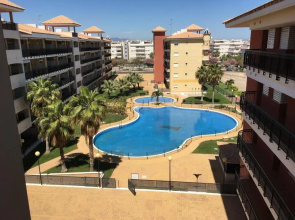 Urbanización Mar de Canet, 2 dormitorios con piscina comunitaria, garaje y wifi