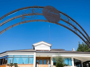 Chateau Linza Resort Hotel