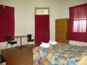 Taylors Hotel