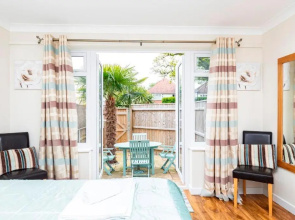 Bournecoast: Lovely Annex With Patio Nr Beach-5286