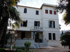 Hotel Villa Pina