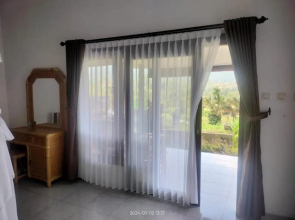 Bukit Luah Sidemen Guesthouse