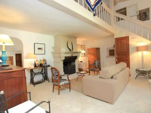 Provencal Villa in the Heart of the Luberon Scrubland