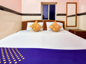 SPOT ON 65504 Dev Palace Guest House