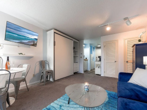 The Shores Lake View Condo Unit 5606
