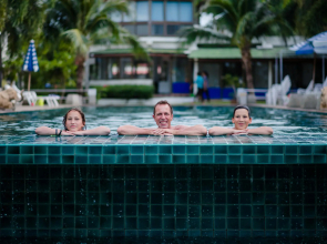 Bay Beach Resort