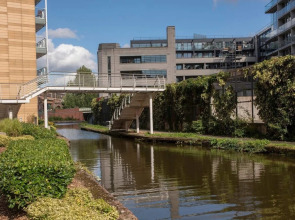 Amazing Central 2BD Flat - Castlefield