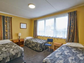 Accommodation Fiordland -The Three Bedroom House at 226A Milford Road