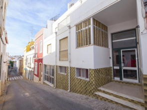 C10 - Lagos Center Apartment