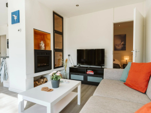 beautiful spacious and bright holiday home for 4 people