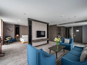 Muong Thanh Luxury Saigon Hotel