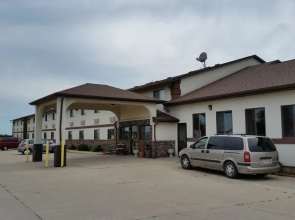 Super 8 Grinnell IA