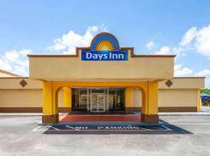 Days Inn by Wyndham Shelby