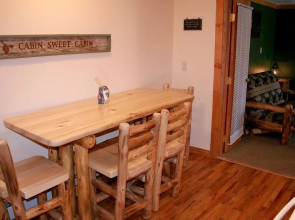 Timber Creek Chalets: 10B